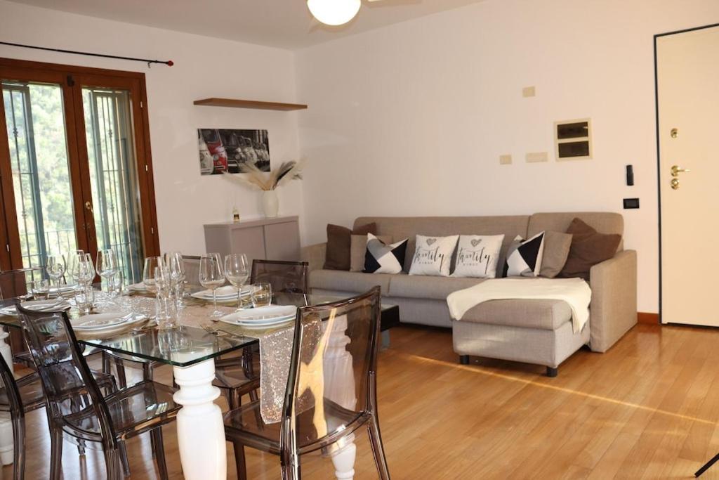 Appartement Dans Un Terrain De Golf, 5 Min De La Mer En Voiture, Parking Gratuit Cogoleto Zewnętrze zdjęcie