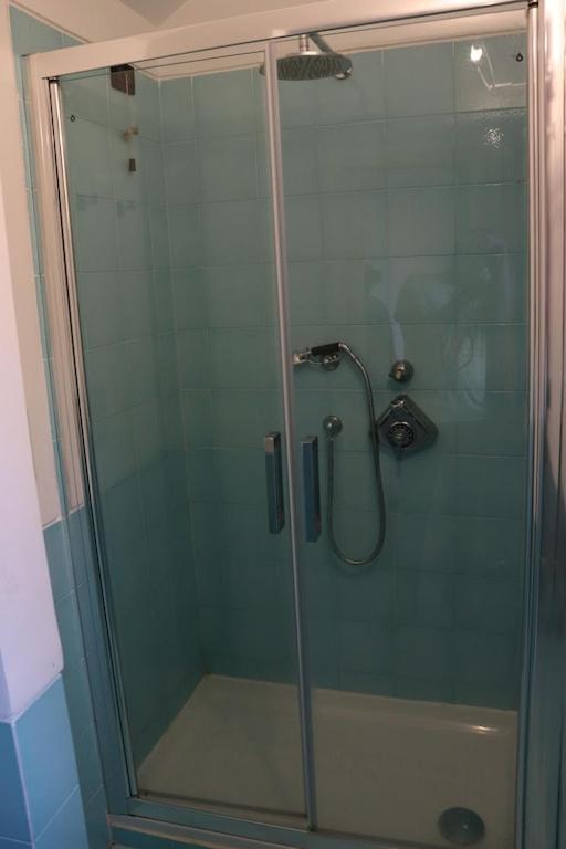 Appartement Dans Un Terrain De Golf, 5 Min De La Mer En Voiture, Parking Gratuit Cogoleto Zewnętrze zdjęcie