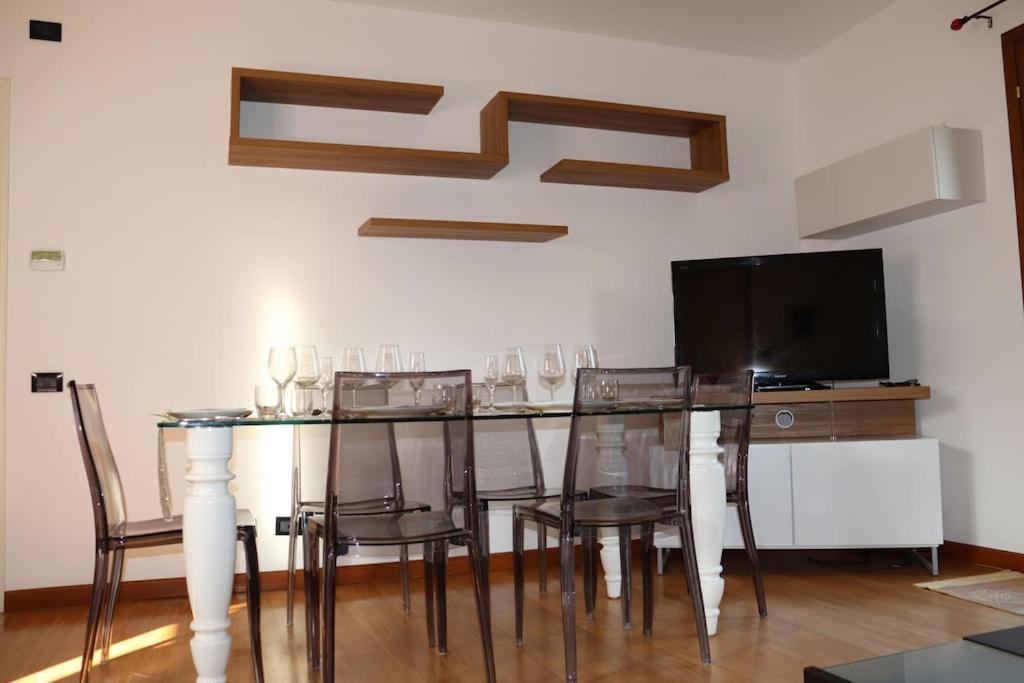 Appartement Dans Un Terrain De Golf, 5 Min De La Mer En Voiture, Parking Gratuit Cogoleto Zewnętrze zdjęcie